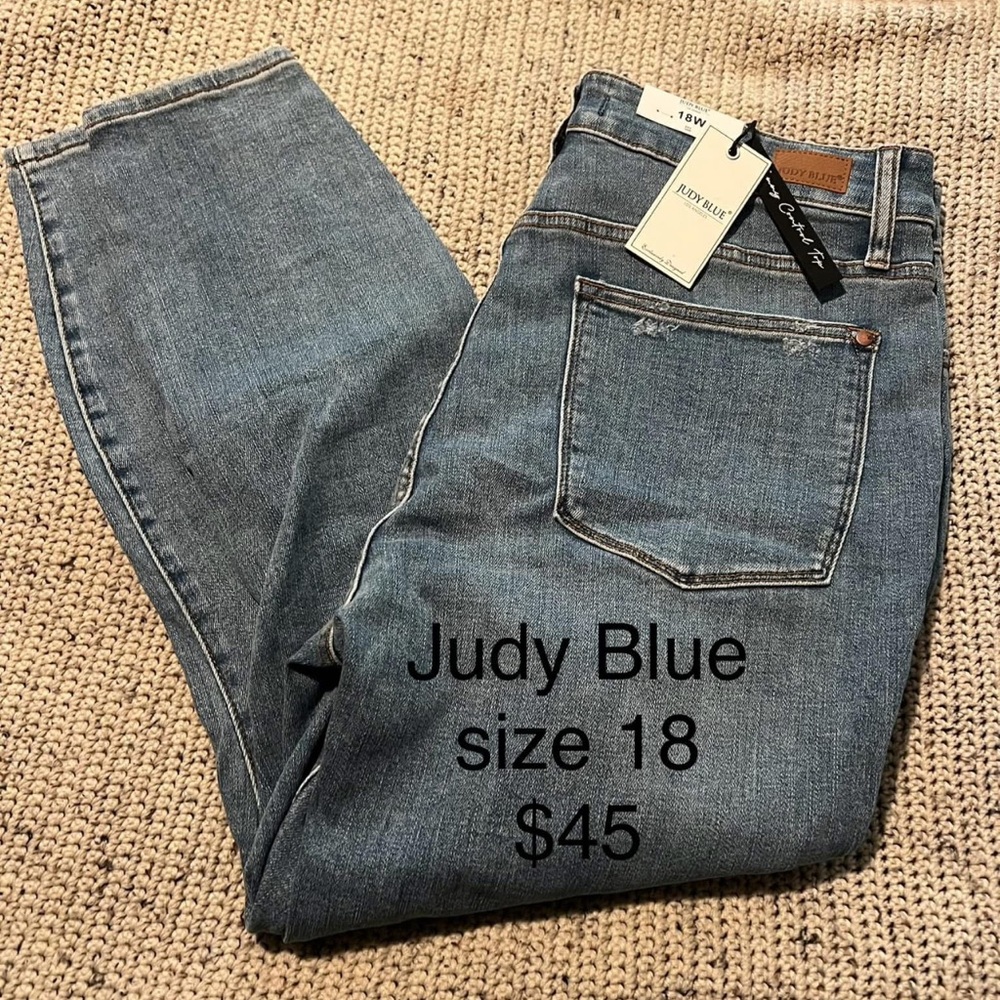 NWT JUDY BLUE size 18